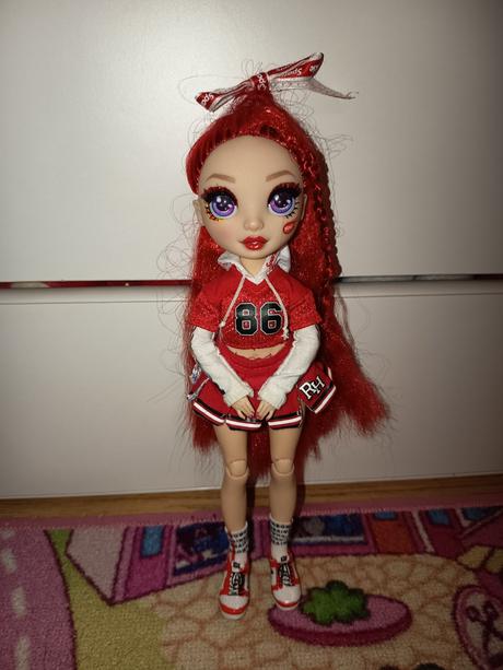 Rainbow high bábika, 