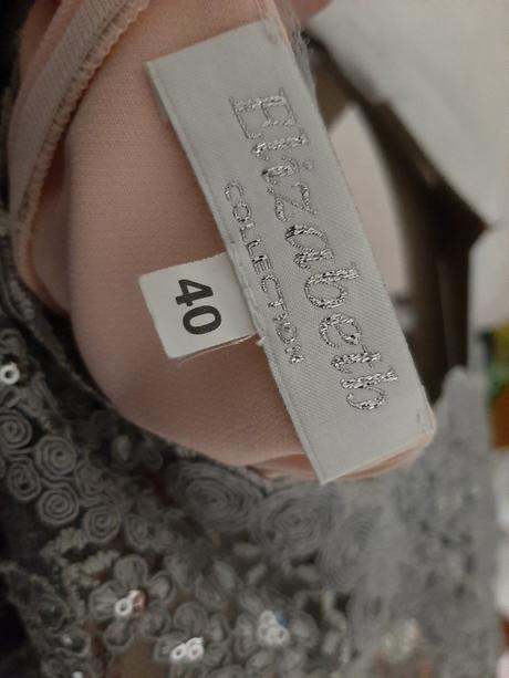 Spoločenské šaty, 40