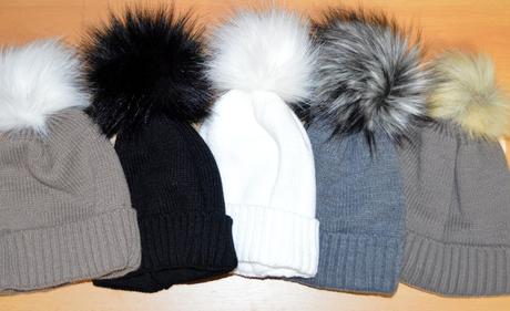 Čiapočka s brmbolcom, 50 - 158