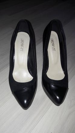 Krásne čierne lodičky, 37, 37