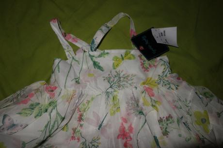 Nove letne satocky cynthia rowley, 92