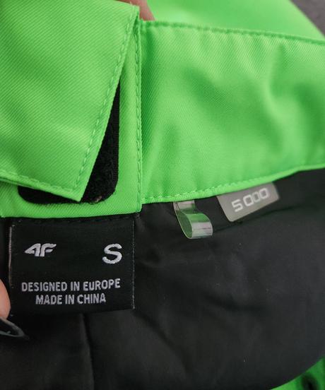 Kvalitné 4f lyžiarske nohavice, 176