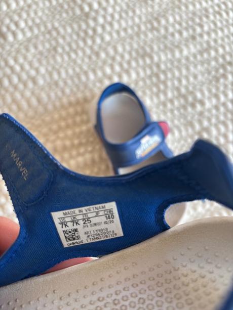 Adidas sandalky avengers 25, adidas,25