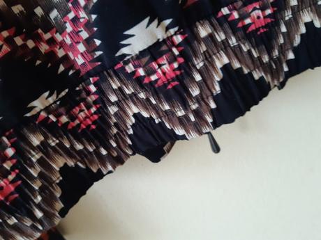 Tenká letná bundička, 36