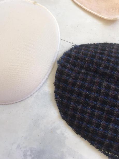 Vypchávky na plecia/ 11 párov, 