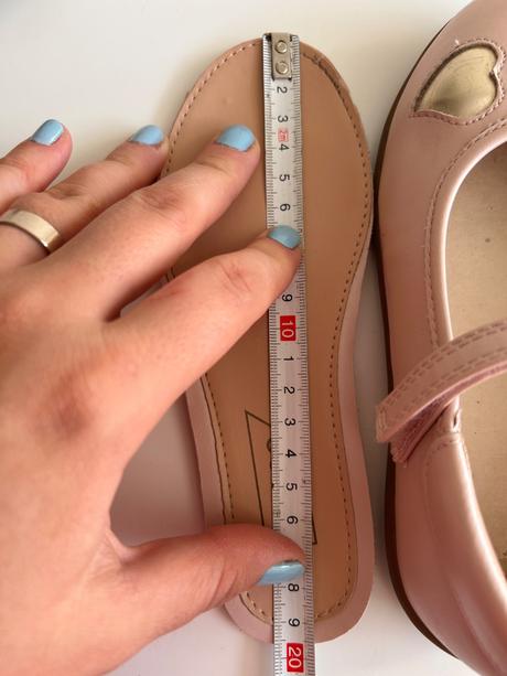 Dievčenské balerínky, 30