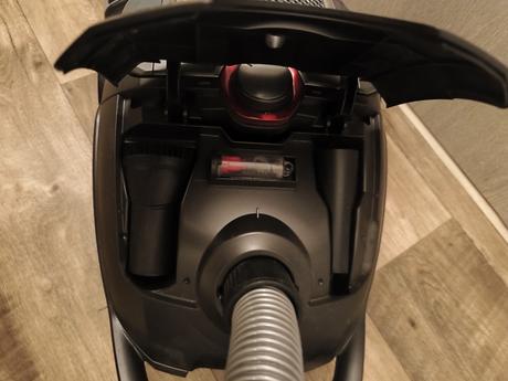 Vysávač concept vp8290 real force,