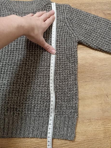 Sveter next v.104, next,104