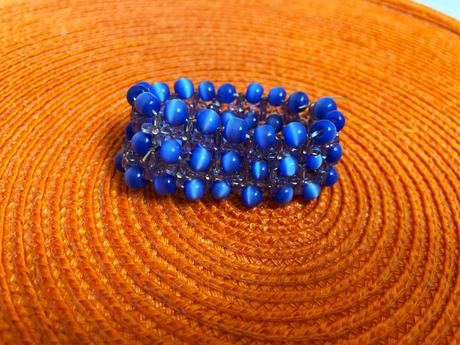 Korálkový náramok,