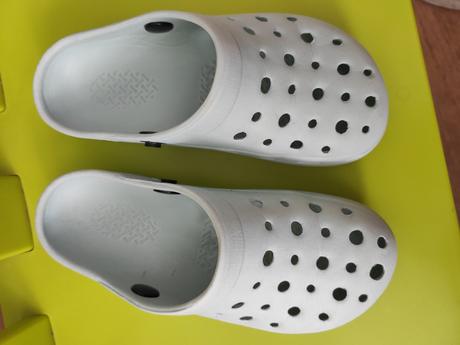 Šľapky - prezúvky, 27