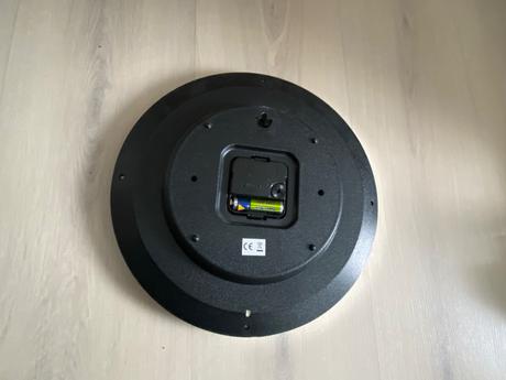 Hodiny nástenné zn. quartz, 