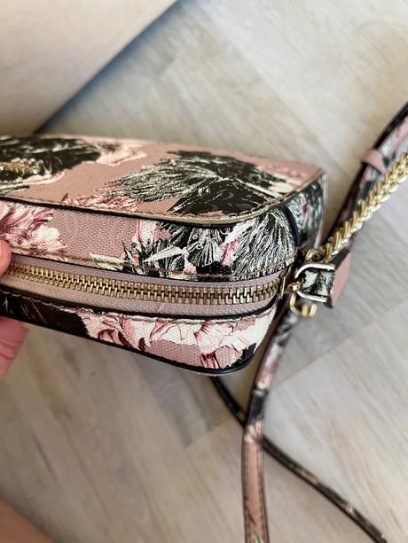 Crossbody kabelka guess, guess