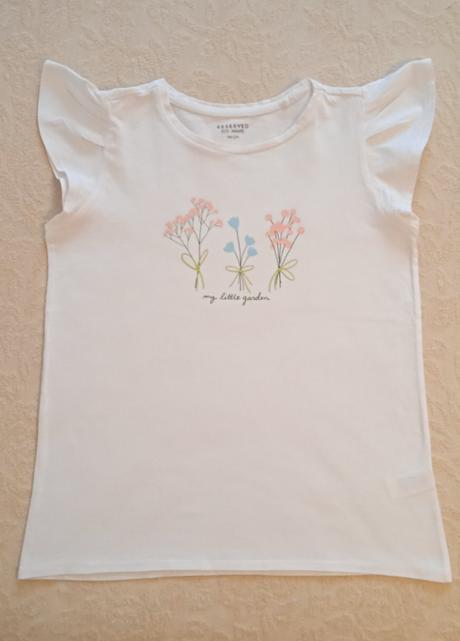 Tričko s krátkym rukávom biele s kvetmi, reserveľ., reserved,146