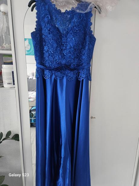 Spoločenské šaty, 