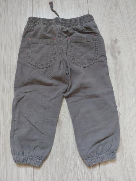 Tenké nohavice, lupilu,86