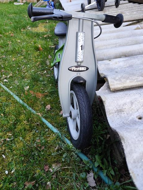 Odrážadlo first bike, firstbike