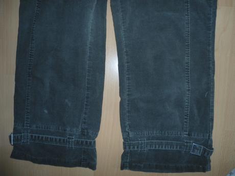 Manchestrove olivovo-zelene nohavice, 40