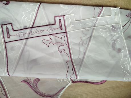 2x vyšívaná záclona, 