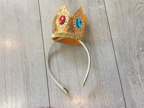 Kostym princezná peach super mario 7-8 rokov, 