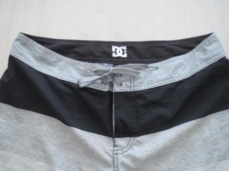 Dg - dámske kraťasy, 32