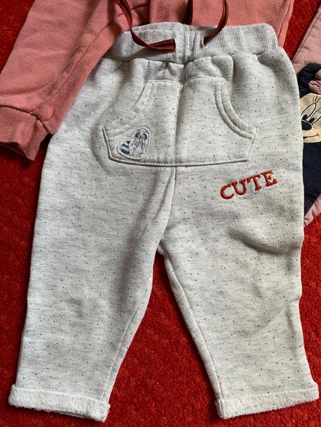 4 ks tepkaky a 1 leginy, c&a,74