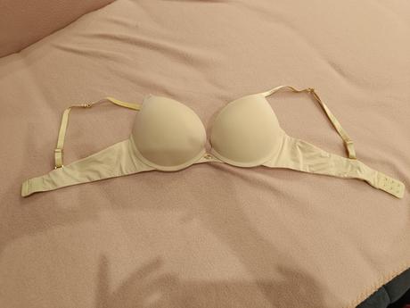 Podprsenka, new yorker,75b