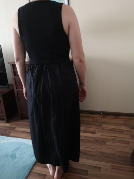 Čierne šaty mint velvet, m