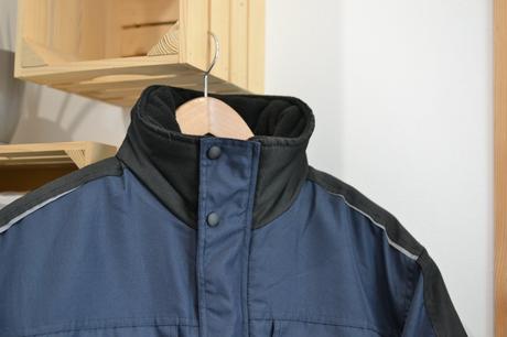 Nepremokavá zimná pánska tmavomodrá bunda m, m