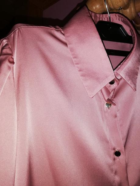 Dámska elegantná bluzka., s