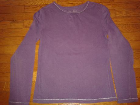 Pekné elegantné fialové tričko, cherokee,134