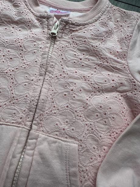 Pekna mikinka top stav, 92