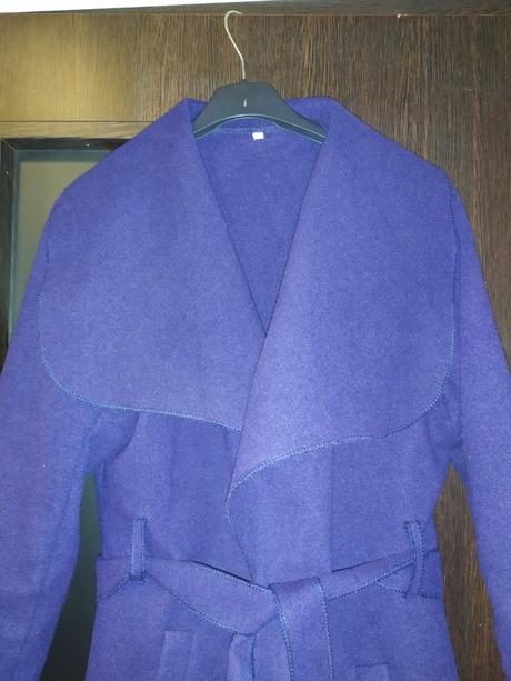 Zavinovací kabát, m