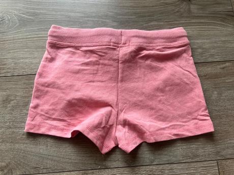 Barbie šortky, sinsay,134