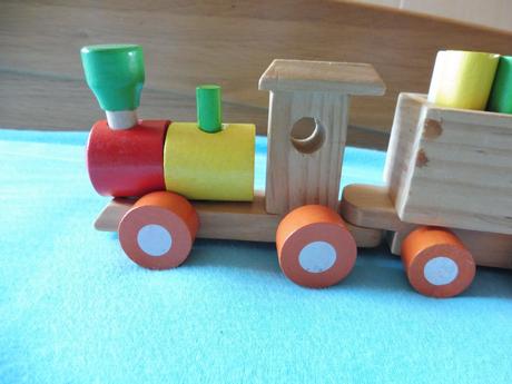 Drevený vláčik,