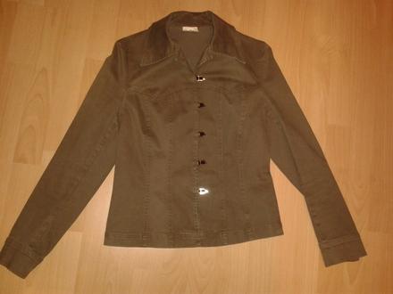 Olivova bundička, 38