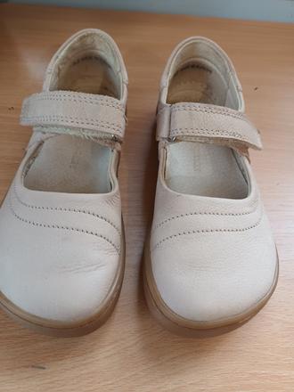 Dievčenské kožené topánky, baťa,32