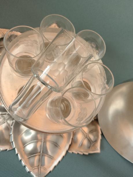 Dóza hruška,jablko poháriky, 