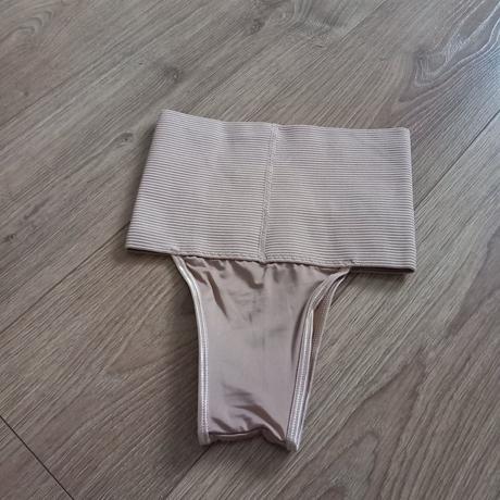 Sťahovacie tangá nohavičky  xs, xs