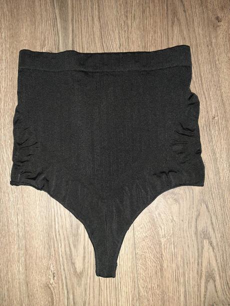 Sťahujúce nohavičky vysoké string, s