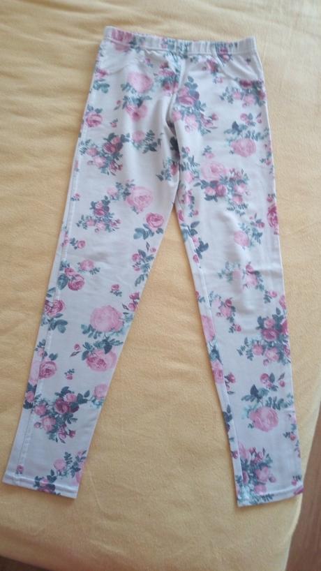 Legíny, calzedonia,128