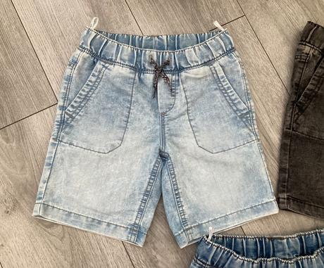 3x rifľové šortky veľ. 122, c&a,122