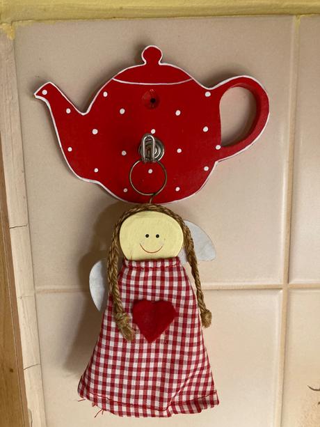 Drevený vešiak hand made, 