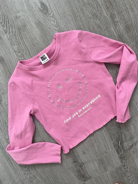 Ruzove smiley tricko, 134