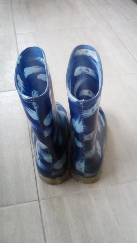 Gumáky pre chlapca, 30