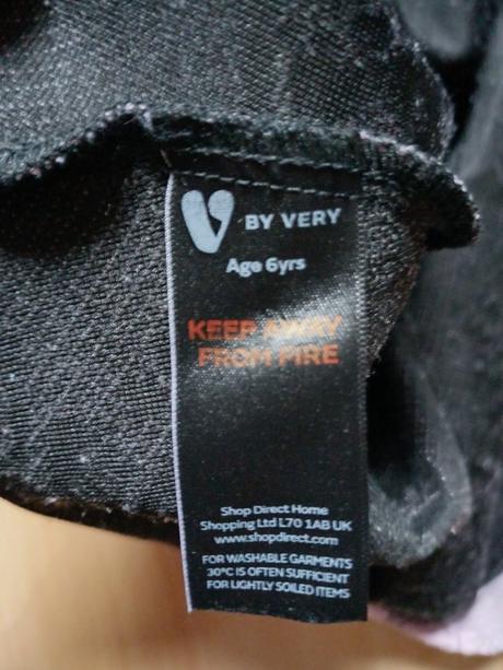 Slávnostné šaty, 116