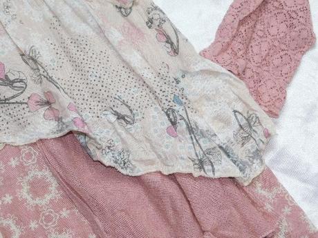 Kvalitne velmi pekne šaty, 40