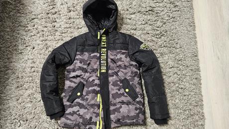 Zimna bunda a vesta, 140