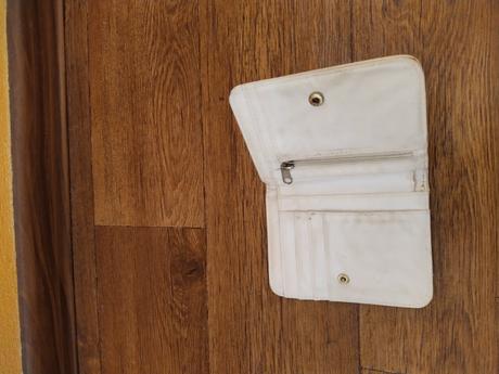 Dámska peňaženka, 