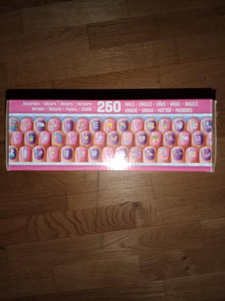 Detský nechtový salón, 