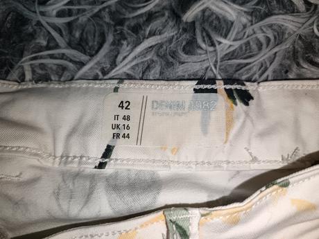 Dámske kvetinové nohavice, denim,42